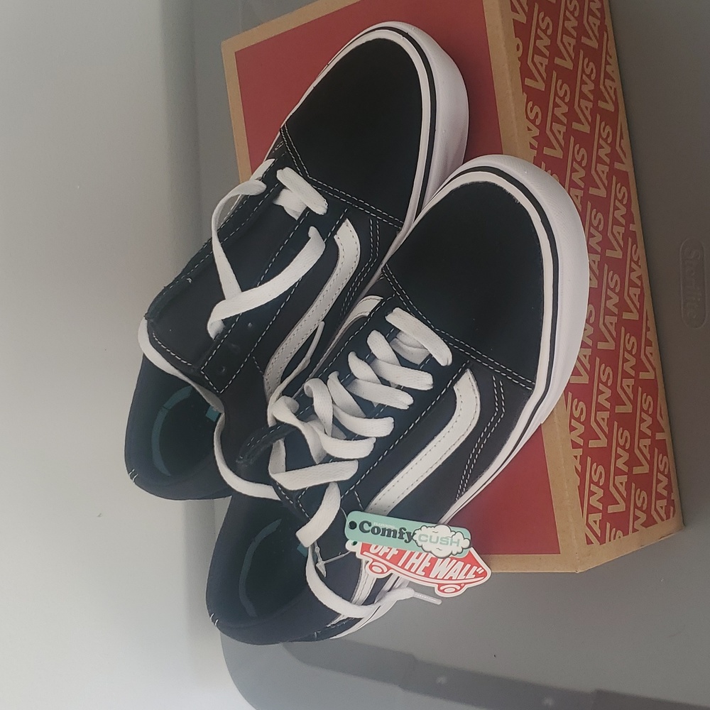 Comycush Old Sko Van's Men's Size 8